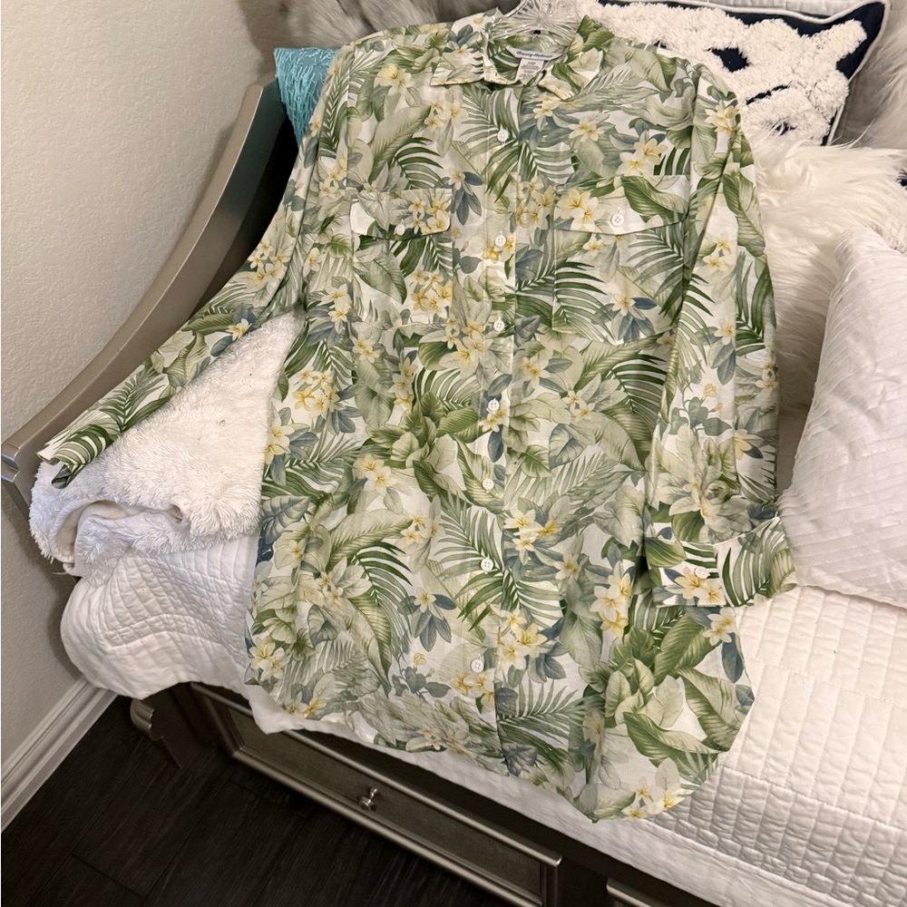 Tommy Bahama Blouse